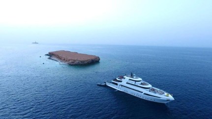 The ship at anchor just off Little Brother (image courtesy of Ahmed Faoud)