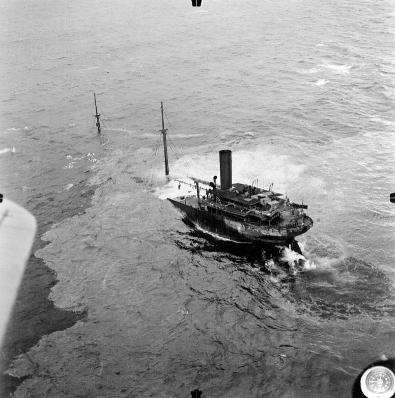 The damaged and sinking tanker F.W. Abrams. Photo: Courtesy of The Mariners’ Museum and Park