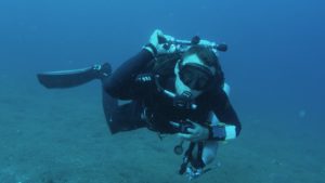 A diver conducts a refresher valve drill (photo credit: Nathan Wong)