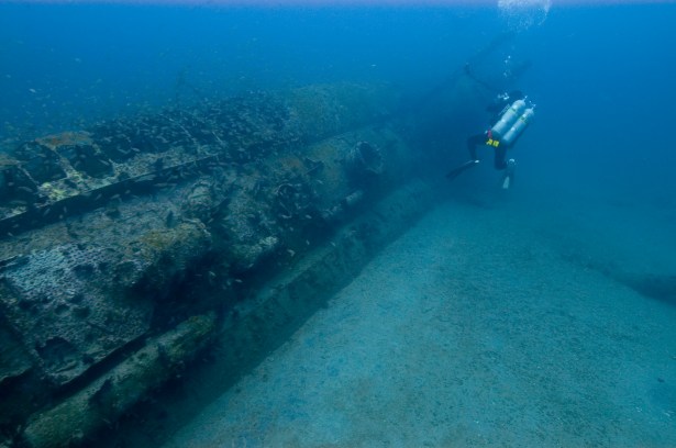 U-352